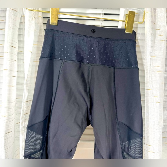 Lulu 🍋 Just Breathe Pant Mesh Dot High Waist - Picture 3 of 5